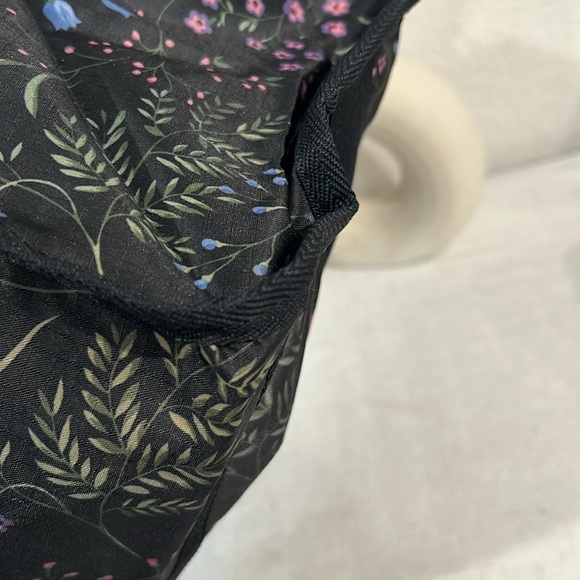 LeSportsac Medium Weekender Bag Tote multicolor - Picture 7 of 14